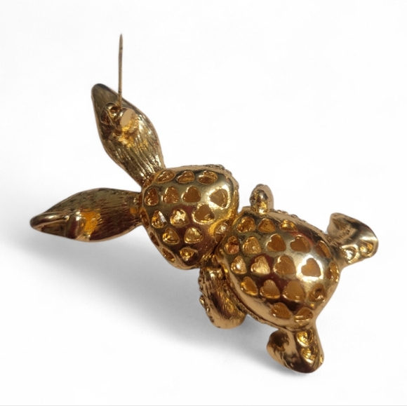 Articulated Blingy Bunny Brooch! - Picture 8 of 8